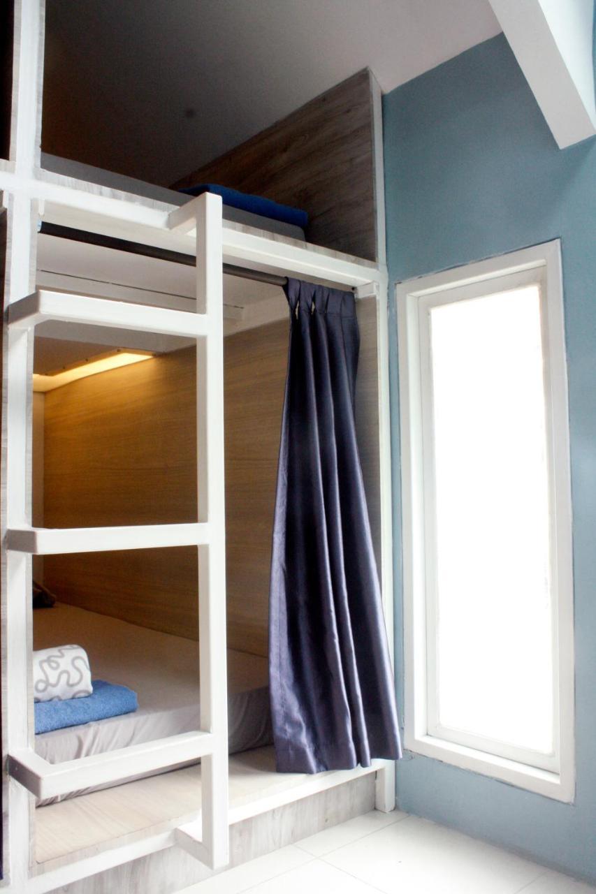 The Attic Bed & Breakfast Bandung Extérieur photo