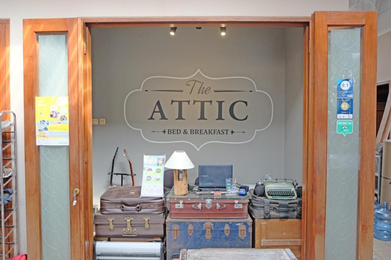The Attic Bed & Breakfast Bandung Extérieur photo